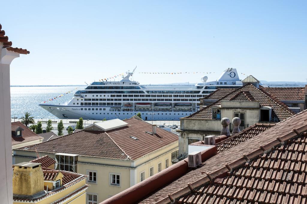 Stay Local In Alfama! Deolinda Central Home, Amazing View 리스본 객실 사진
